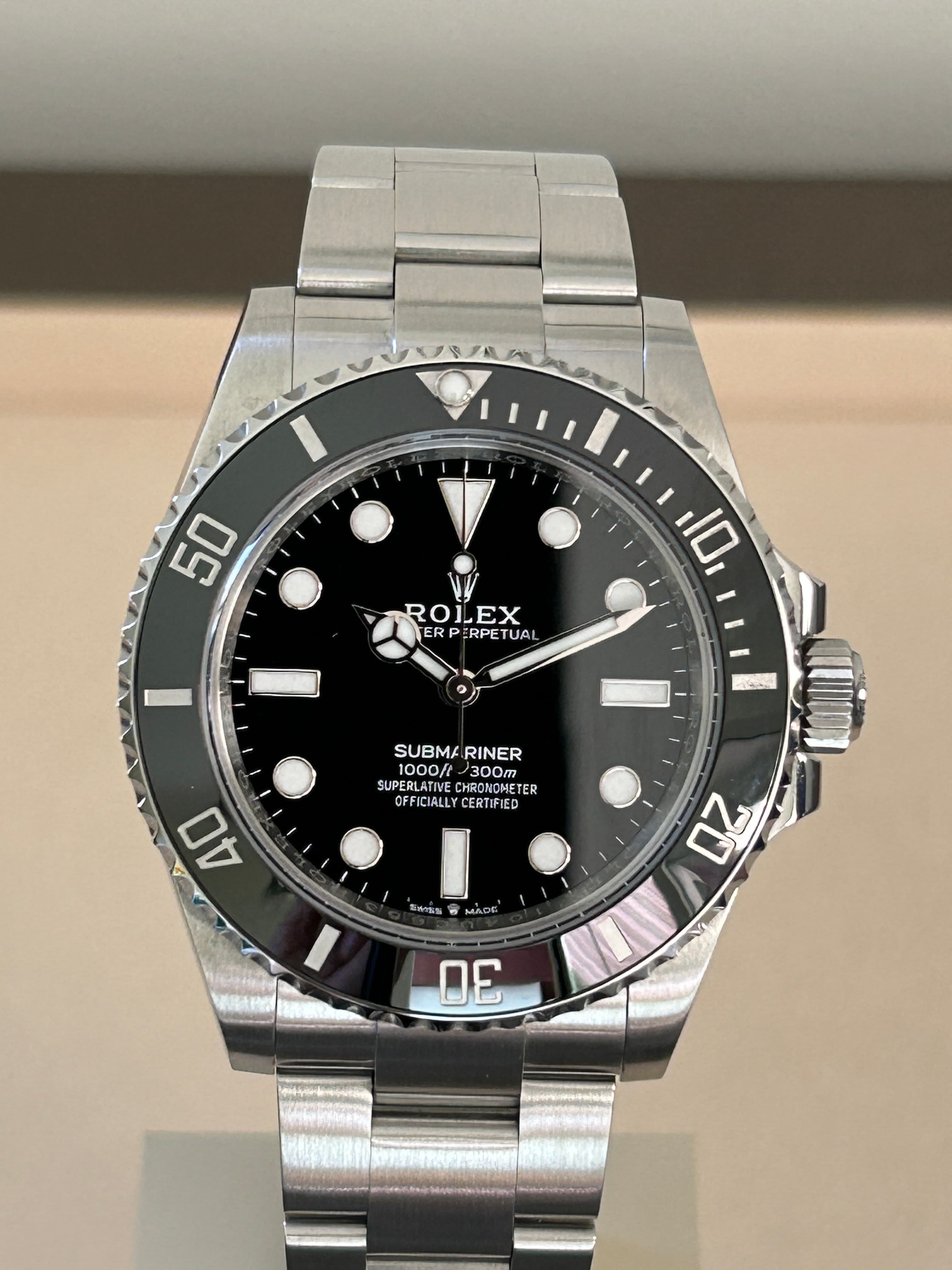 Rolex Submariner No Date 124060